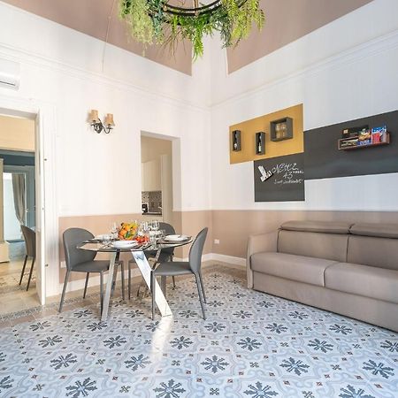 Nitti43 luxury apartment Taranto Esterno foto
